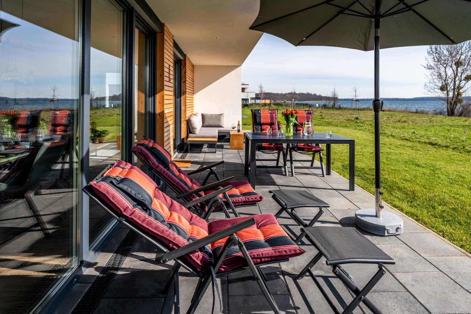 Hangar 19 Luxusbungalow Am See H8 Schwerin  Eksteriør bilde
